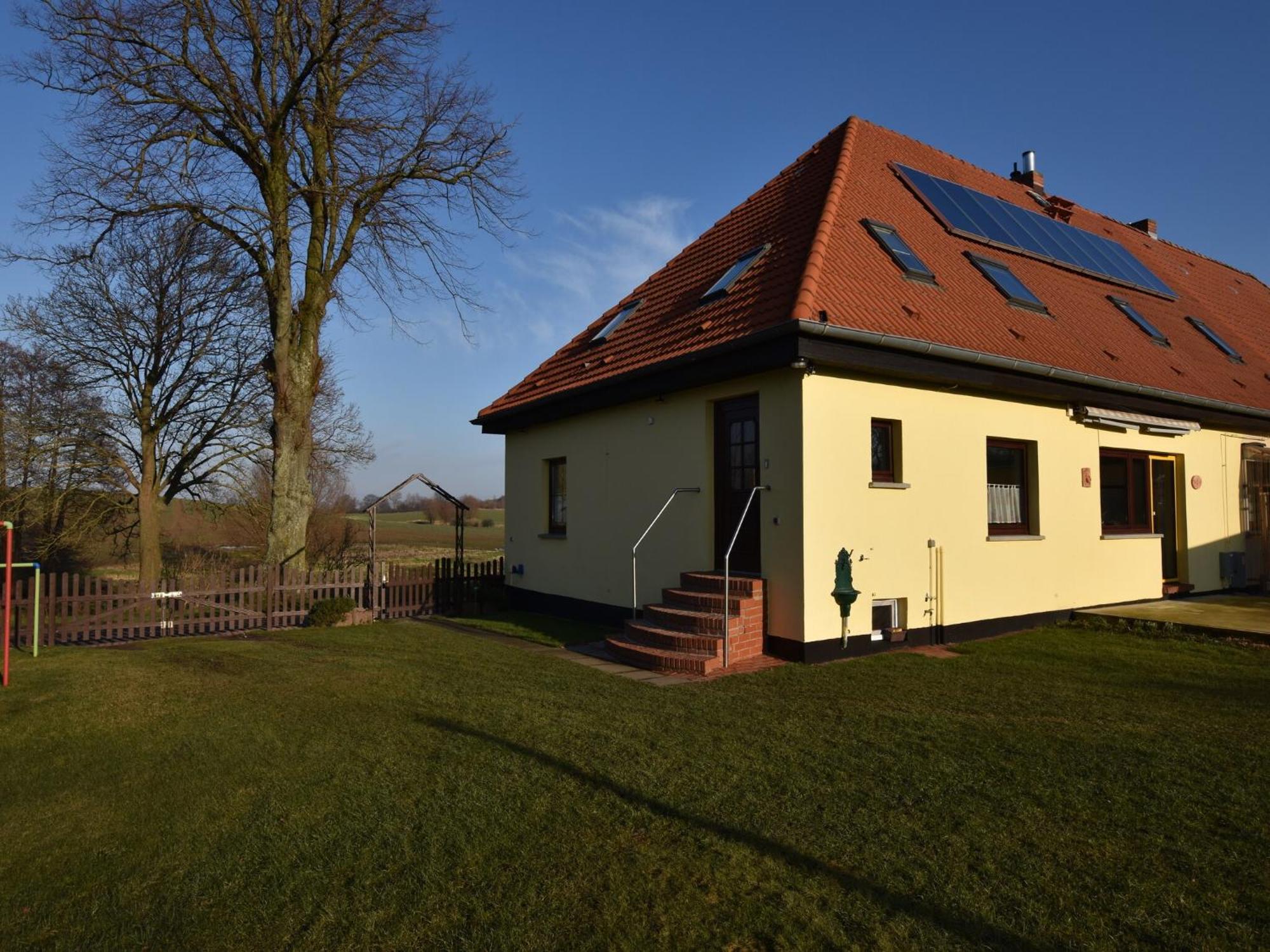 Snug Apartment In Kr Pelin Germany Klein Nienhagen エクステリア 写真