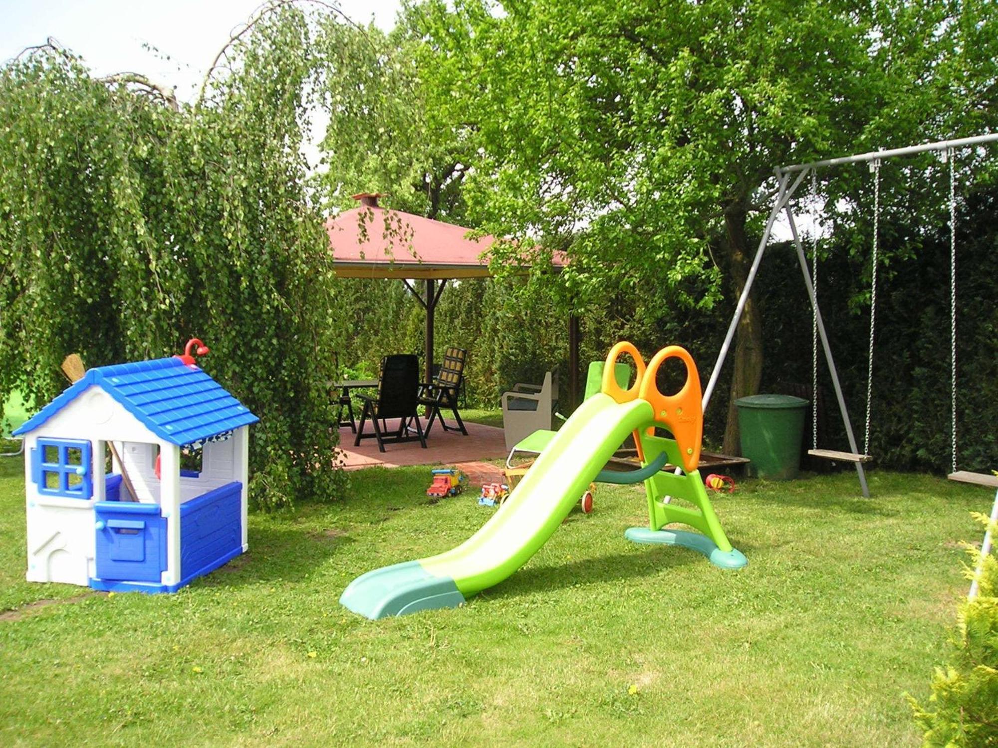 Snug Apartment In Kr Pelin Germany Klein Nienhagen エクステリア 写真